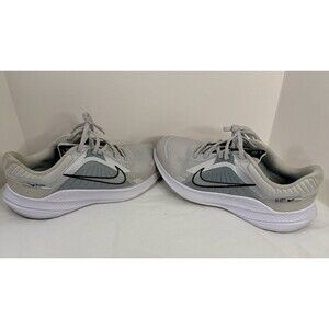 Authentic/Mens-Sz10 Nike Quest 5/ Grey And White Used DD0204-002